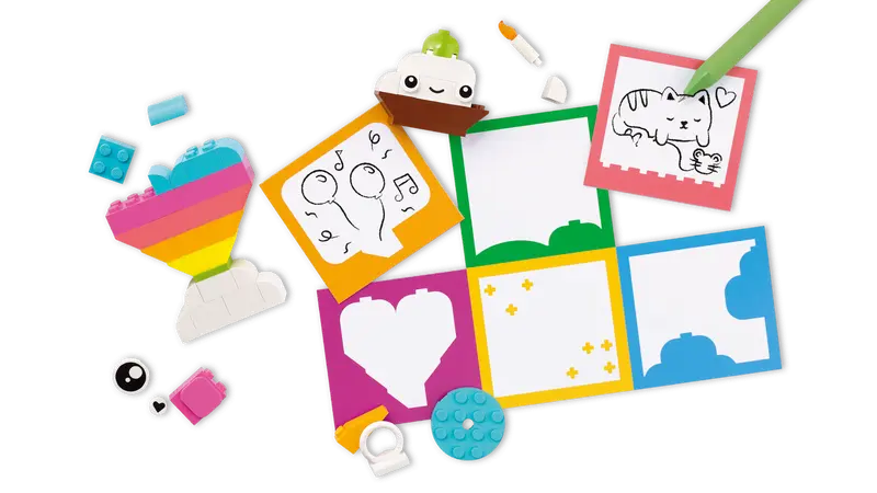 LEGO Classic Creative Happy Box 11042 - 680 Parts