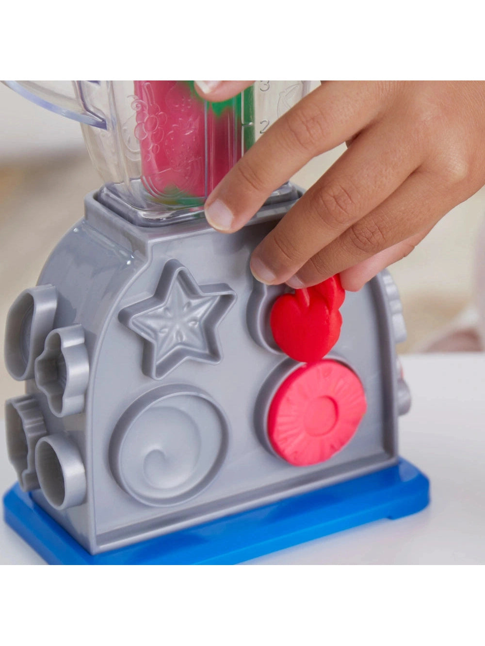 Play-Doh Kitchen Creations Swirlin Smoothie Blender Playset