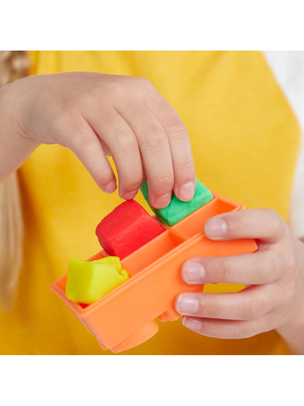 Play-Doh Kitchen Creations Swirlin Smoothie Blender Playset