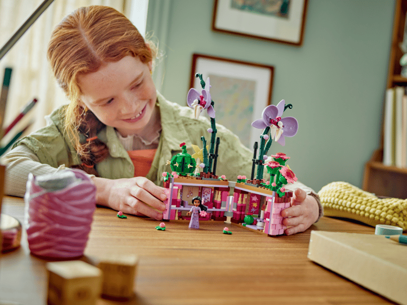 LEGO Disney™ Isabela Flowerpot 43237 - 641 Parts