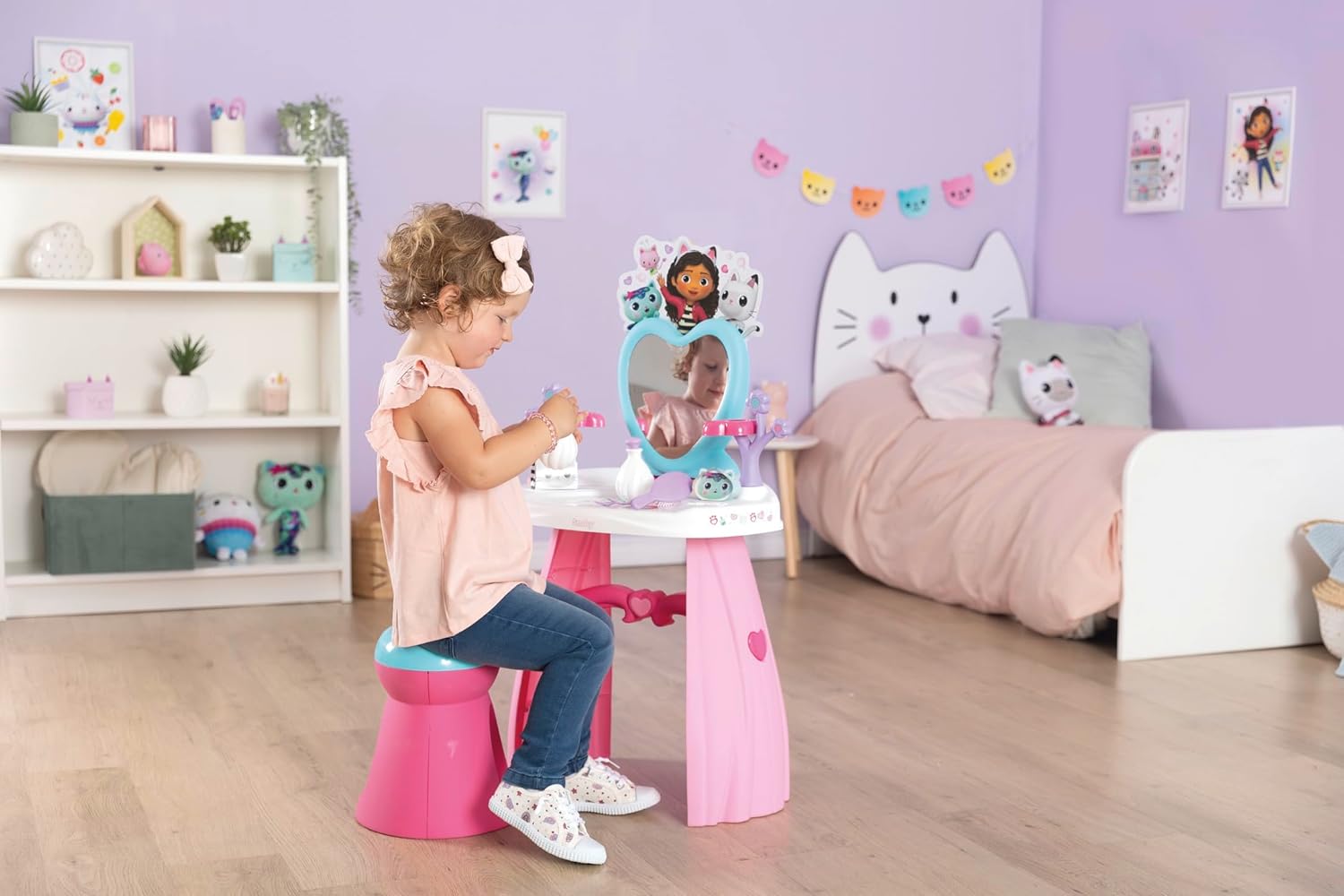 Gabby Dressing Table and Accessories (Outer Carton Torn)