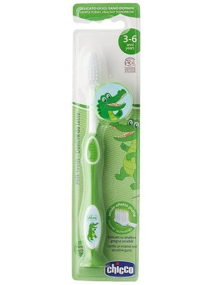 Chicco Baby Toothbrush with Cover (4 colors available)