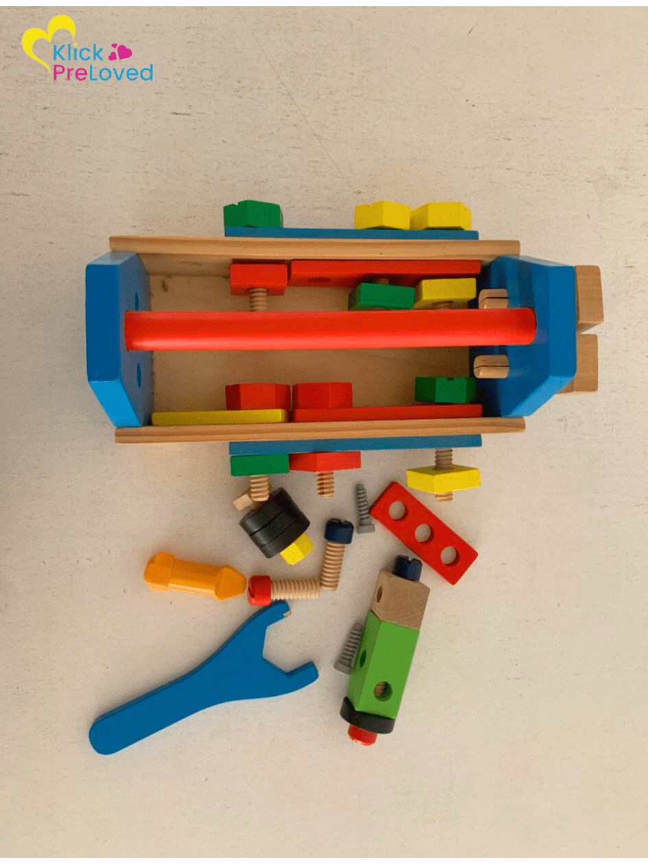 Preloved Melissa and Doug Take-Along Tool Kit Wooden Construction and Building Set (Gently Used)