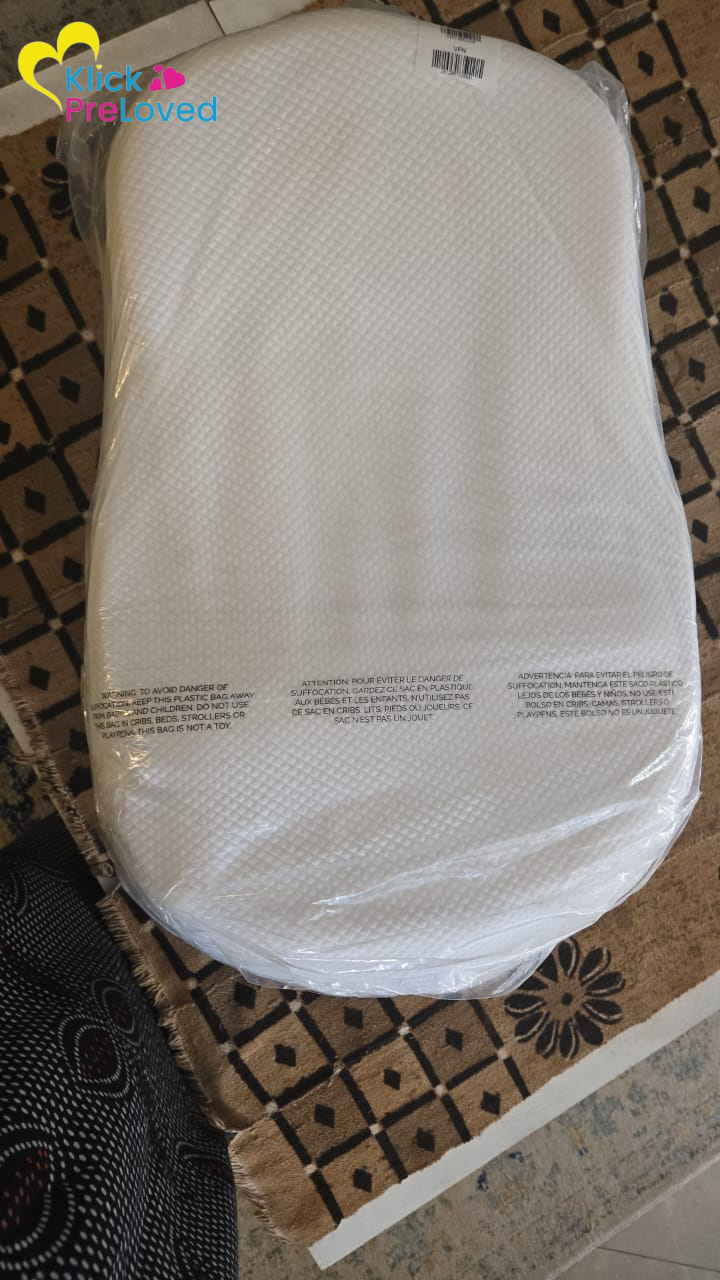 Preloved Redcastle Cocoonababy (Brand New)