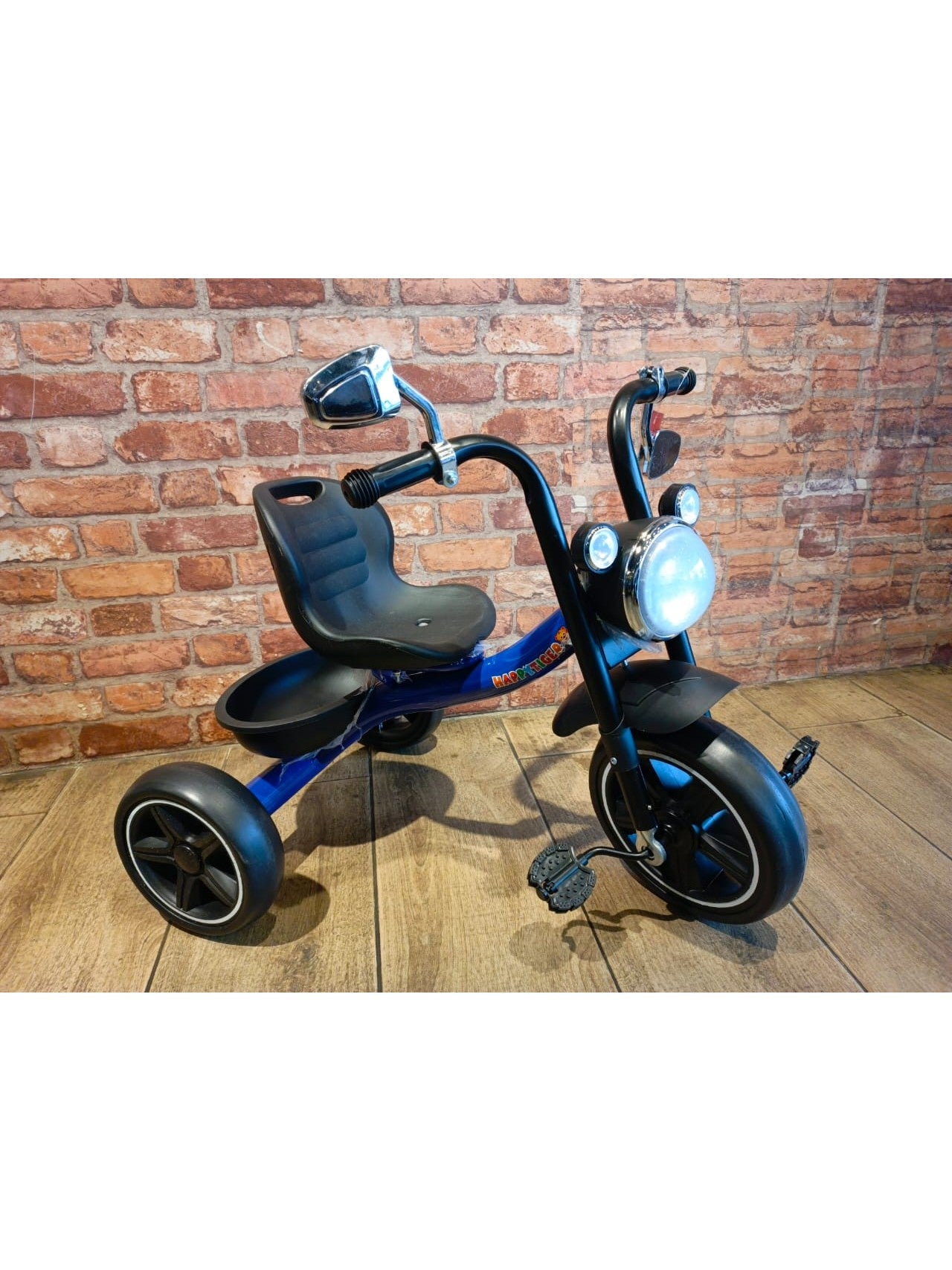 Simba Firstflyer Tricycle - Ages 1-3