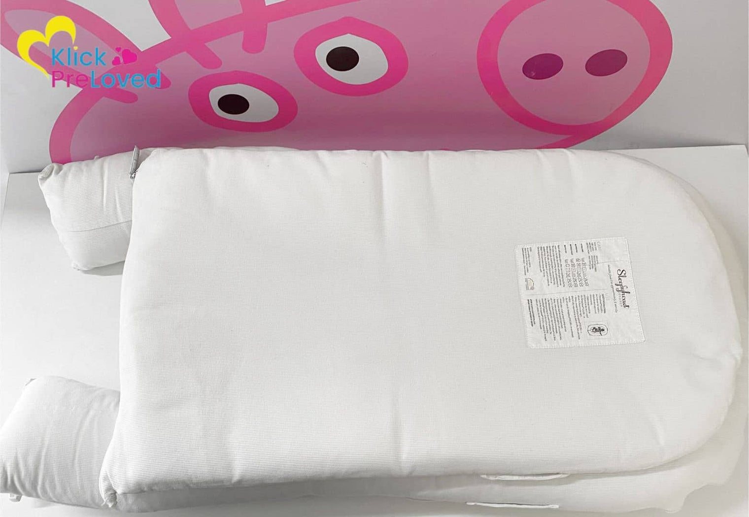 PreLoved Sleepyhead Deluxe with a Storage Bag - White (Gently Used)