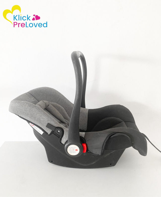 PreLoved Press Car Seat (Gently Used)