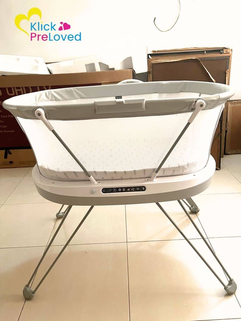 PreLoved Fisher-Price Baby Bedside Sleeper Luminate Bassinet 0+ Months (Gently Used)