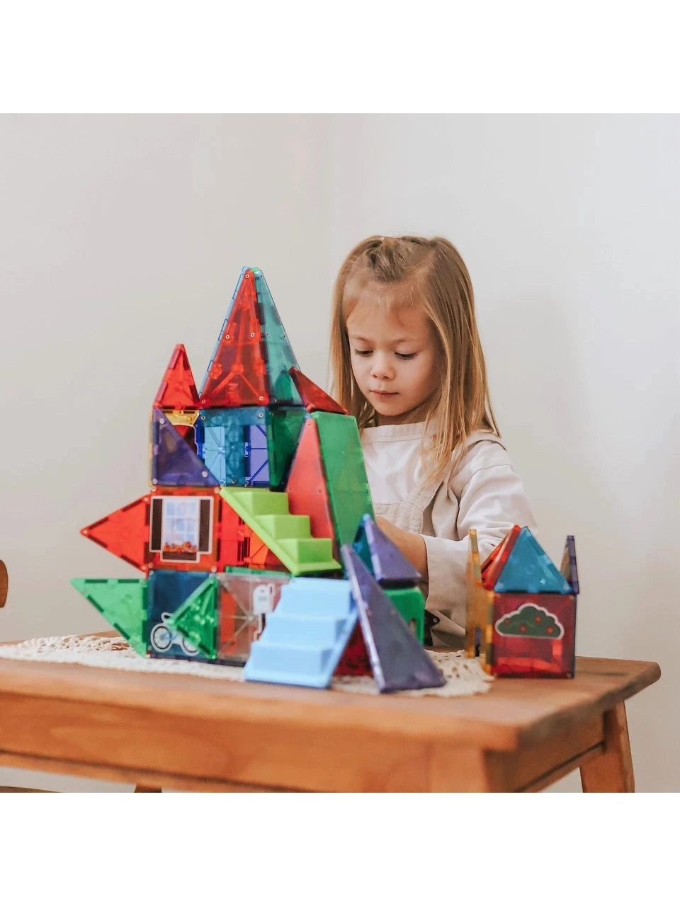 MAGNA - TILES house - 28 pieces Magnetic Construction Set