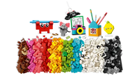LEGO Classic Creative Happy Box 11042 - 680 Parts