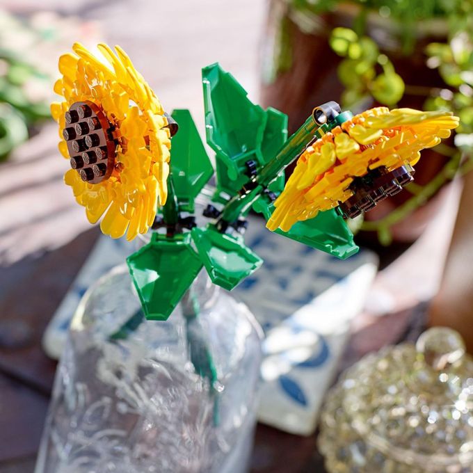LEGO Sunflowers 40524 Building Kit (191 Pieces)