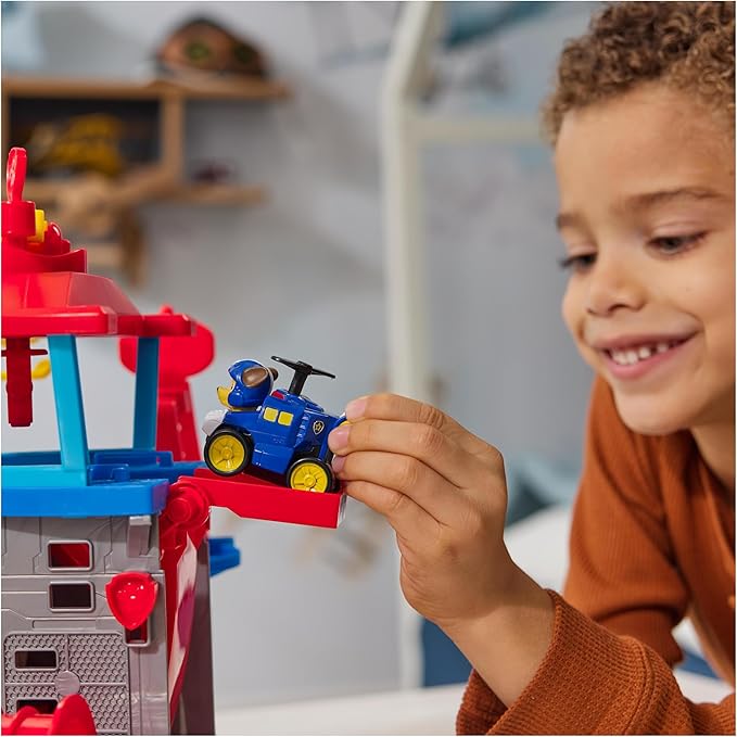 PAW Patrol Air Rescue Pup Squad Adventure Bay Airport Set