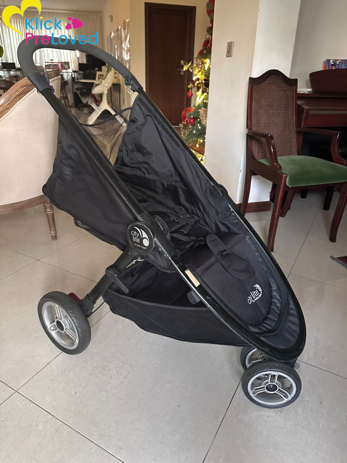 Preloved Jogger City Lite Stroller (Gently Used)