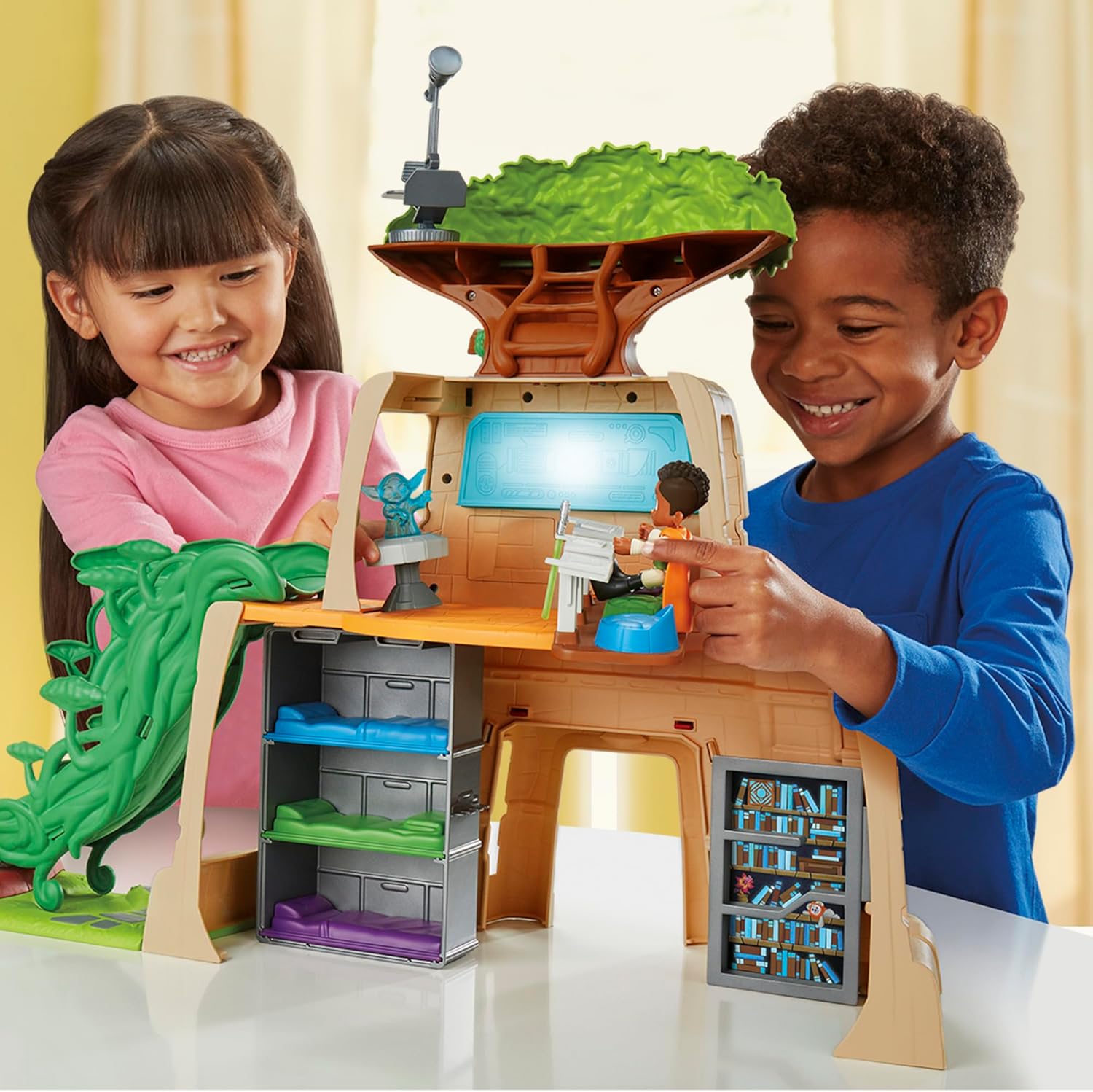 Star Wars: Young Jedi Adventures Tenoo Jedi Temple, 20-Inch-Tall Playset with Lights & Sounds, 2 Action Figures.